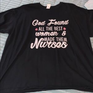 Gildan women’s t-shirt size 2XL